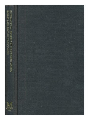 Lachs, Trevor C Carey, Roger International Security IN The Modern Welt 1992