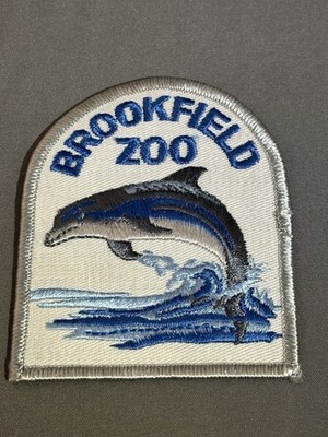 BROOKFIELD ZOO Embroidered Patch DOLPHIN in Water New 3 1/2'' x 3''