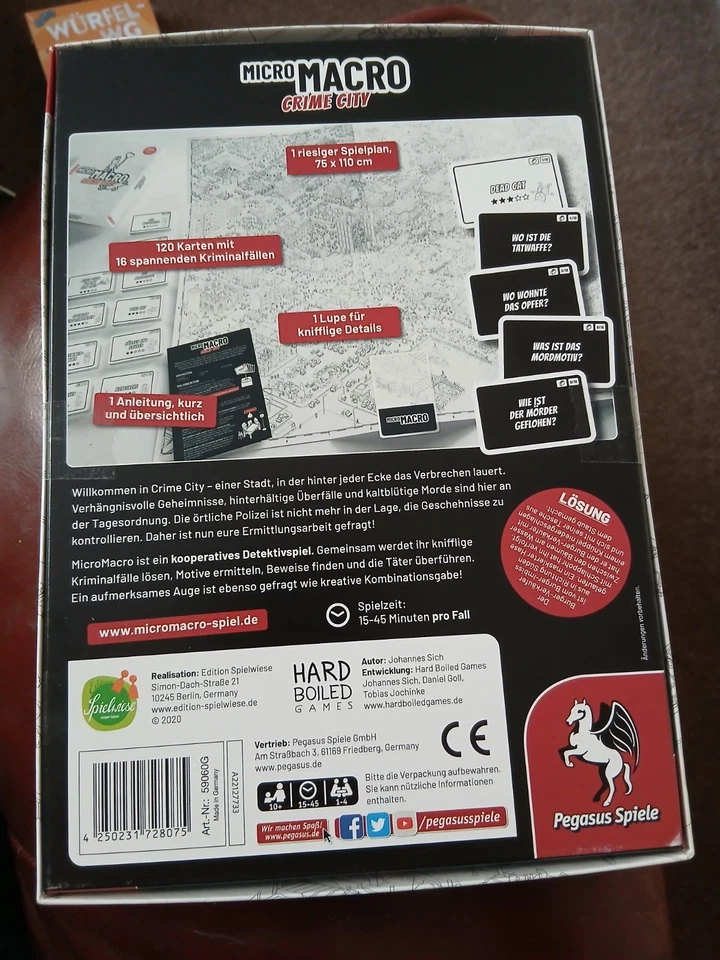 MicroMacro Micro Macro Crime City Board Game German Writing BNIB Ideal Xmas - Image 2 of 3