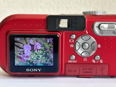 Sony Cyber shot DSC-P8 Red 3.2MP Compact Digital Camera Tested