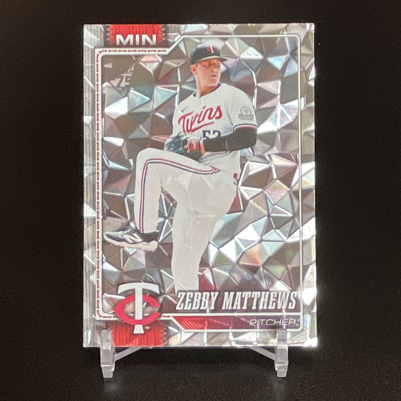 Topps 2026 Series Two Zebby Matthews #606 Minnesota Twins Diamanté Foil Parallel