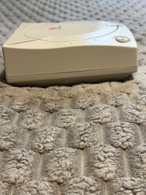 Sega Dreamcast Console w/Cover, Controller, 2 VMUs, 4 CIB Games, Cables