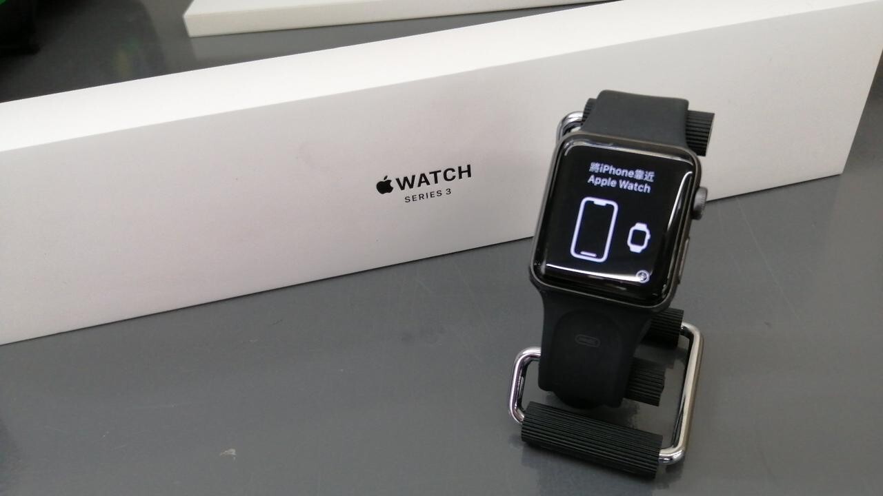 Rare Apple Watch Series 3 2018 MTF02J/A Smartwatch