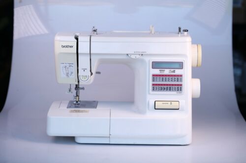 Máquina de coser Brother XL-2027  - Imagen 1 de 12