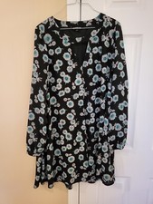 Express Women's Floral Dress Long Sleeve Casual Midi Cutout V Blue Black Medium