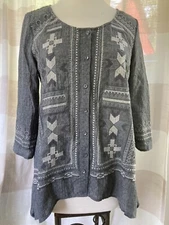 MONORENO Tunic Top Blouse Sz S Gray Embroidered Cotton Blend Button Up 3/4 Slv