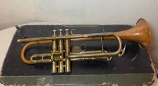 Vintage 1947 brass copper Conn 12b Coprion Bell trumpet with hard case 369723