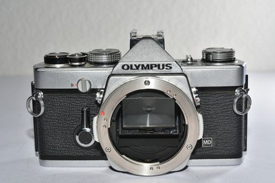 Olympus OM-1 35mm SLR Film Camera Chrome SN 1574104 - Tested