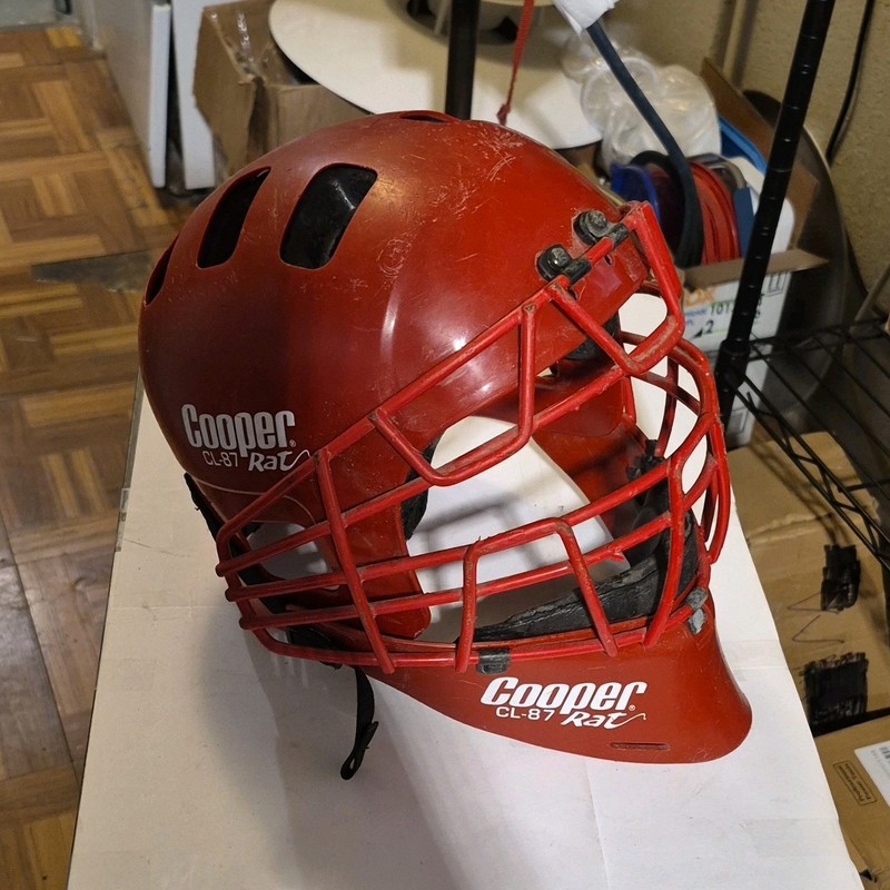 Cooper CL-87 RAT Red Full Face Mask Catcher Baseball Helmet. Sz. Sm.