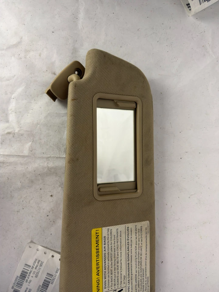 Parasol delantero derecho del lado del pasajero Audi A6 2005-2008 4F0857552 OEM Foto 3 de 4