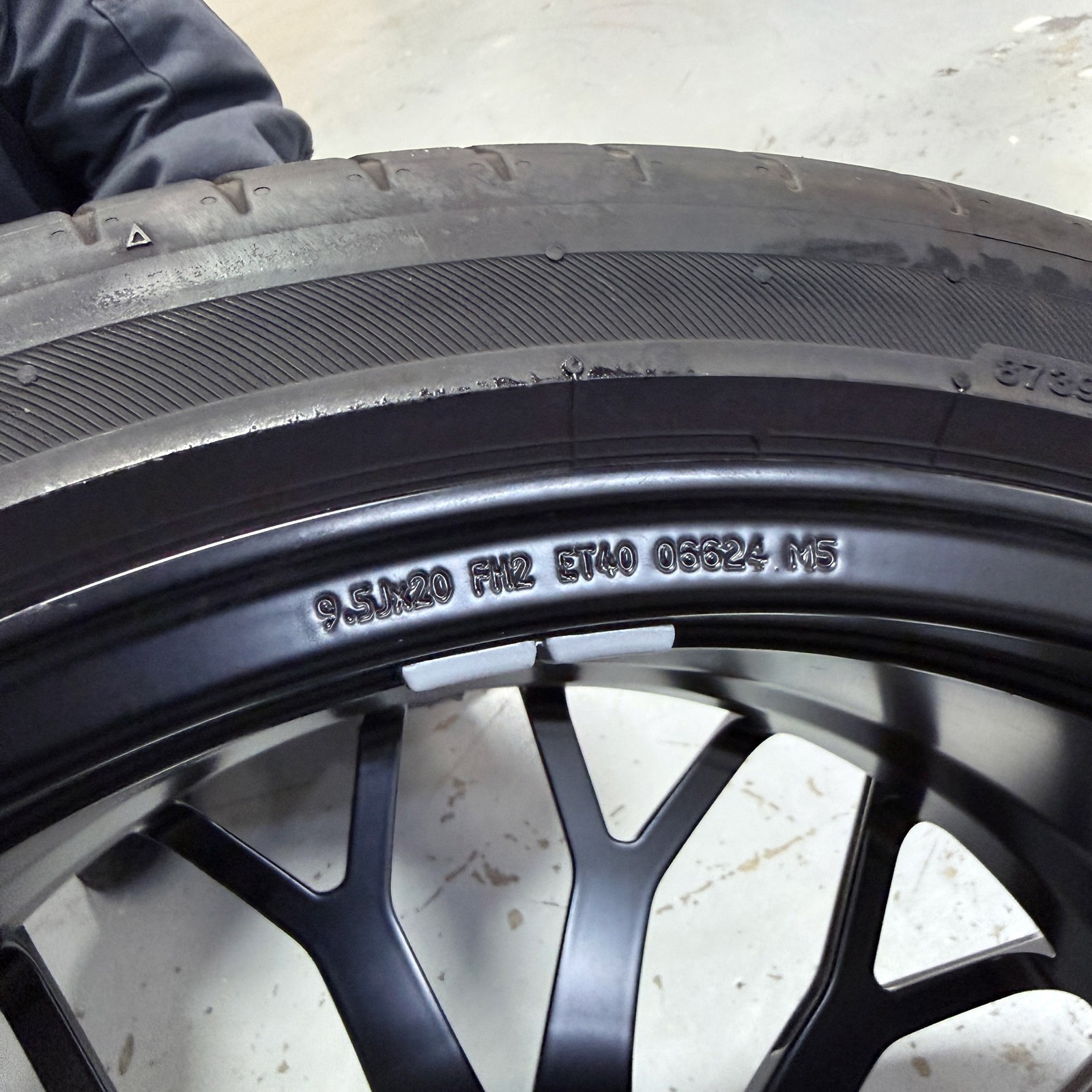 20/21" OEM Lamborghini Revuelto Black Wheels Rims Bridgestone Tires