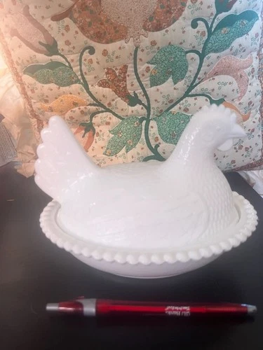 Vintage Indiana White Milk Glass Hen on Nest Covered Candy Dish with Beaded Edge