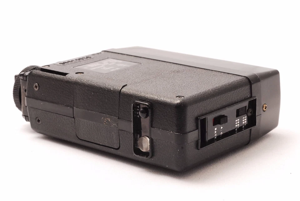 @ SakuraDo Camera @ Excellent! @ Sunpak Auto 26 Shoe Mount Flashlight - Image 4 of 4