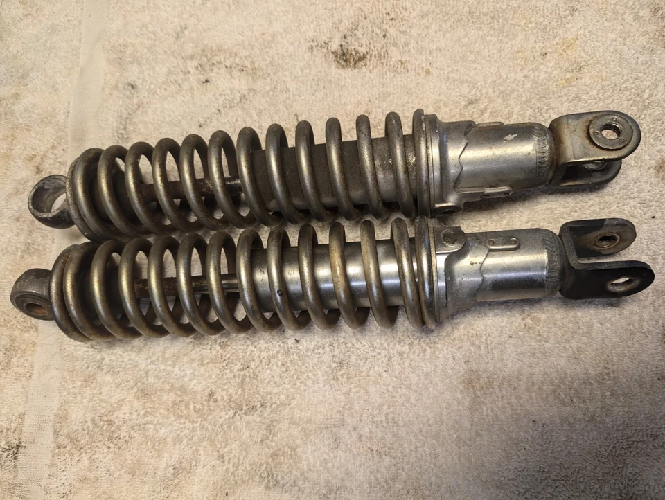 Amortiguadores traseros Suzuki GS 750 1977-1979 GS 750 Foto 3 de 4