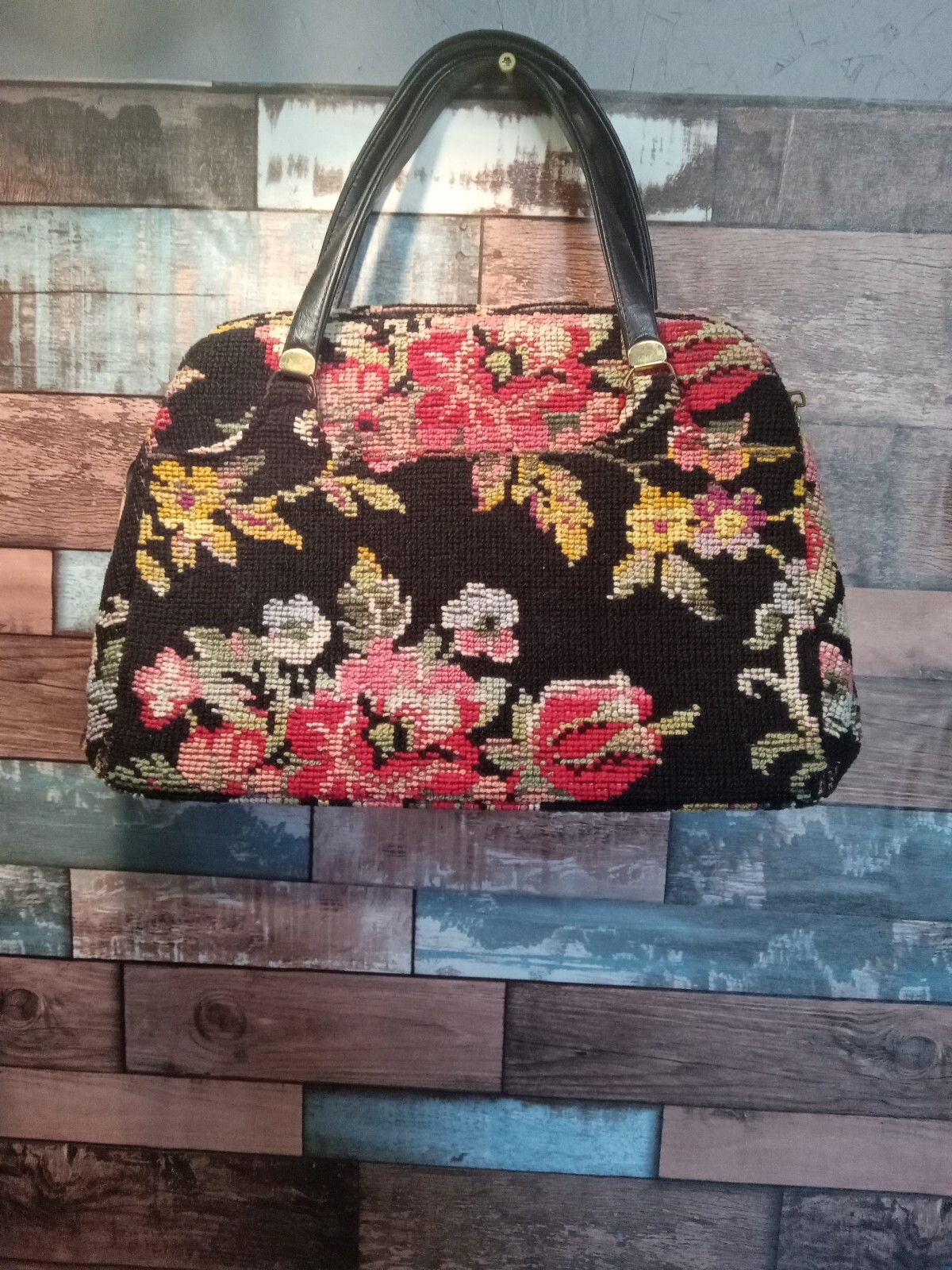 Vintage Women's Black Floral Tapestry Purse Carpet Needlepoint Handle