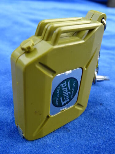 RARE TOP +++ PORTE-CLES METRE Key-ring Tape measure - FAYARD - BIDON Tank - Photo 1/10