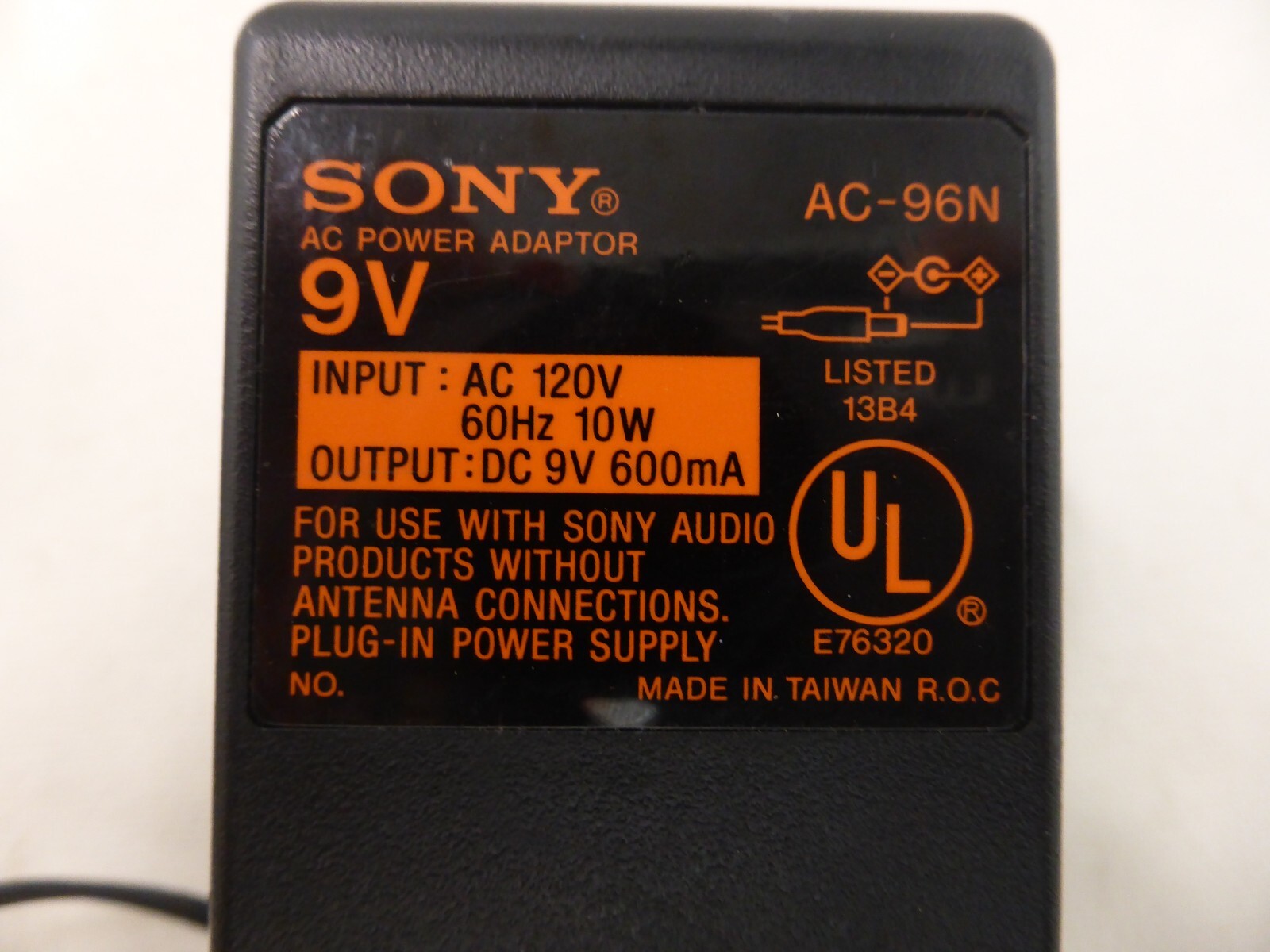 SONY OEM AC Power Adapter 9V, Model AC-96N - Ships free