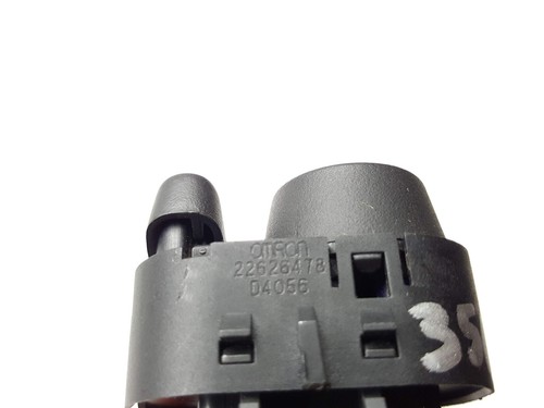 2004-2008 Chevy Malibu OEM Mirror Control Door Switch 22626478 - Bild 3 von 4