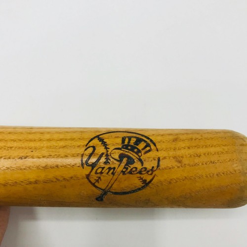 Vintage Yankee Stadium Souvenir Bat 18" Long Game Bat Baseball Gift - Picture 7 of 7