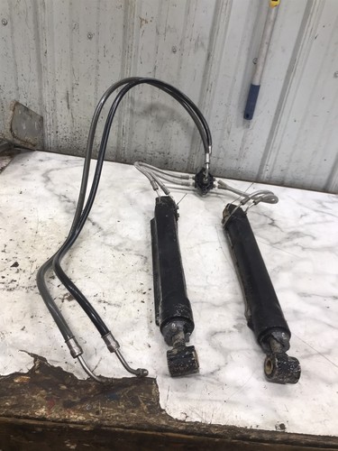 Mercury marine MerCruiser Alpha Bravo trim tilt lift hydraulic cylinders