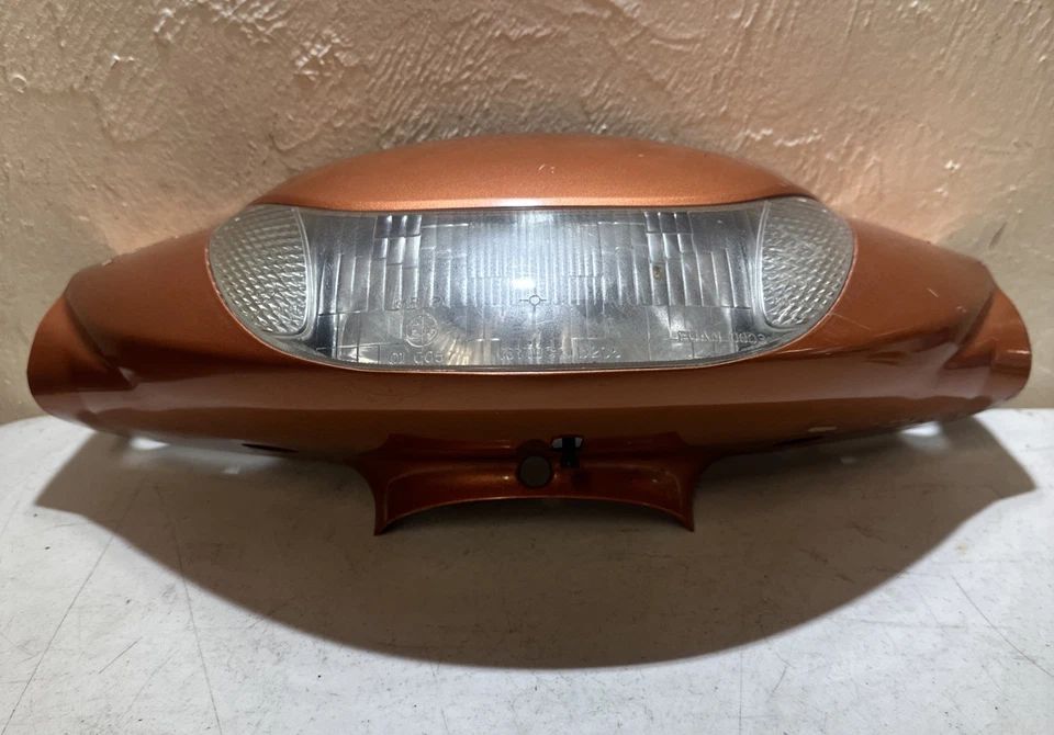 Faro Kymco ZX50 J6 Foto 2 de 4