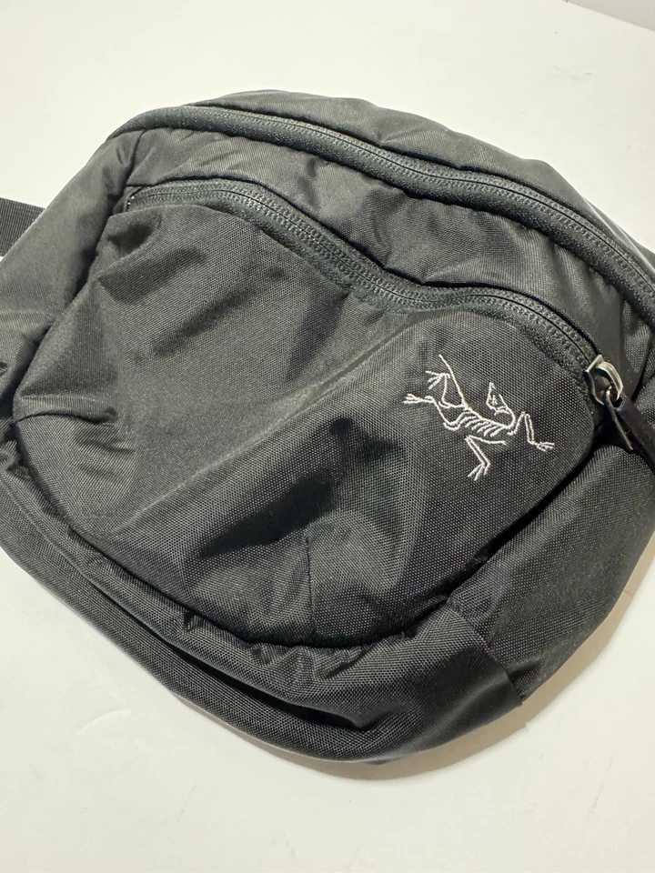 Arc'teryx Mantis 2 Waist Pack - Black - Image 4 of 4