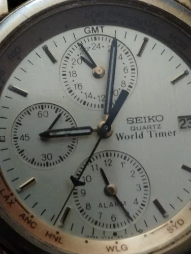 Seiko Men's World Time Chronograph Quartz VTG 5T52-6A00  Watch.
