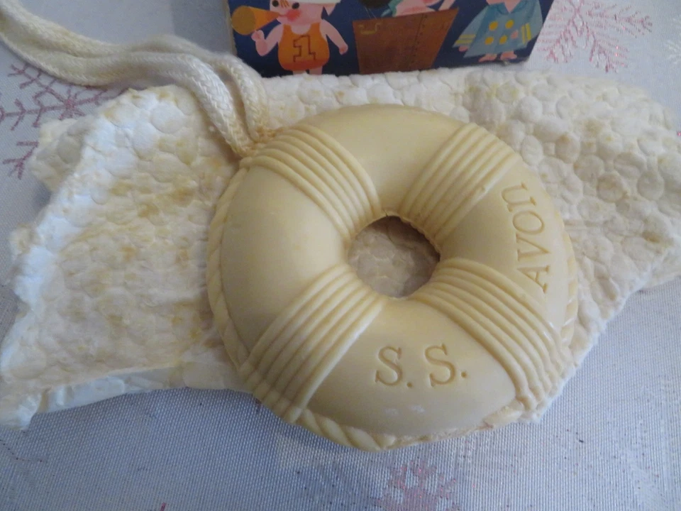 LOT SAVONS AVON VINTAGE - Photo 4/4