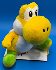 Universal Studios Fan Fest Super Nintendo World Yellow Yoshi Shoulder Pal Plush