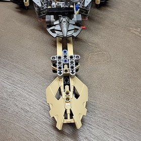 Parts and Pieces Lot for LEGO Bionicle Thornatus V9 Vehicle Set From 8995