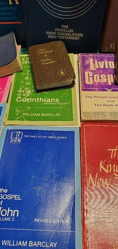 Lot of 16 Christian Prayer Bible Jesus Pray Bible study Books RANDOM*MIX - Picture 3 of 17