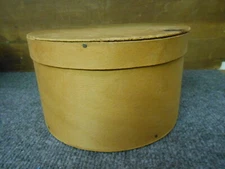 ANTIQUE PRIMITIVE WOOD PANTRY BOX   7.5"