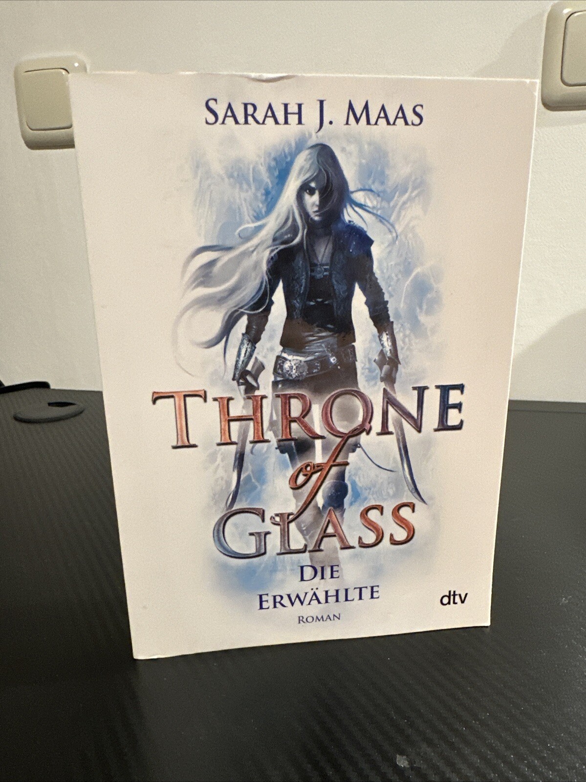 Thumbnail - Throne Of Glass Von Sarah J. Maas (2012, Taschenbuch)