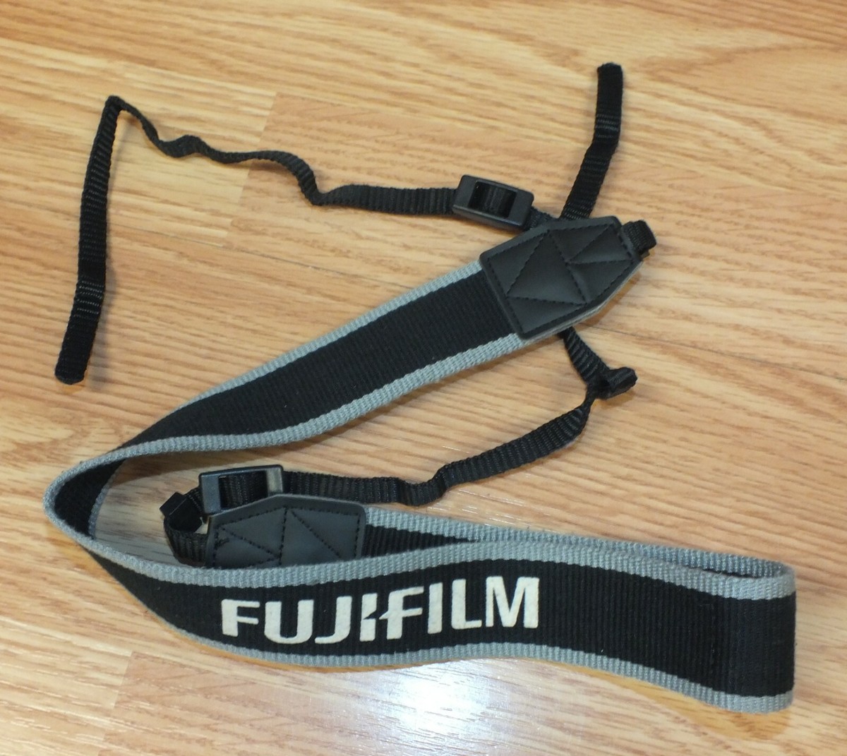 Genuine Fujifilm FinePix (HS20EXR) 30x Zoom 58mm Black Digital