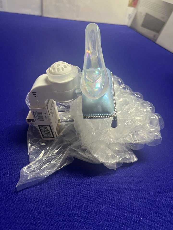 Bath and Body Works Disney Princess Cinderella Slipper Wallflower Plug In NEW - Image 4 of 4