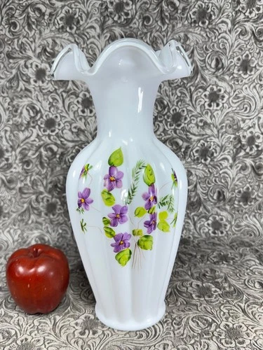 Rare Fenton Art Glass Vase Violets in The Snow Silver Crest Ruffle Melon Side 11