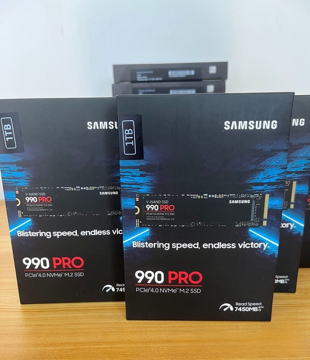 New Samsung 990 PRO 1TB Internal SSD PCIe 4.0 x4 NVMe M.2 New Samsung 990 PRO 1TB Internal SSD PCIe 4.0 x4 NVMe M.2