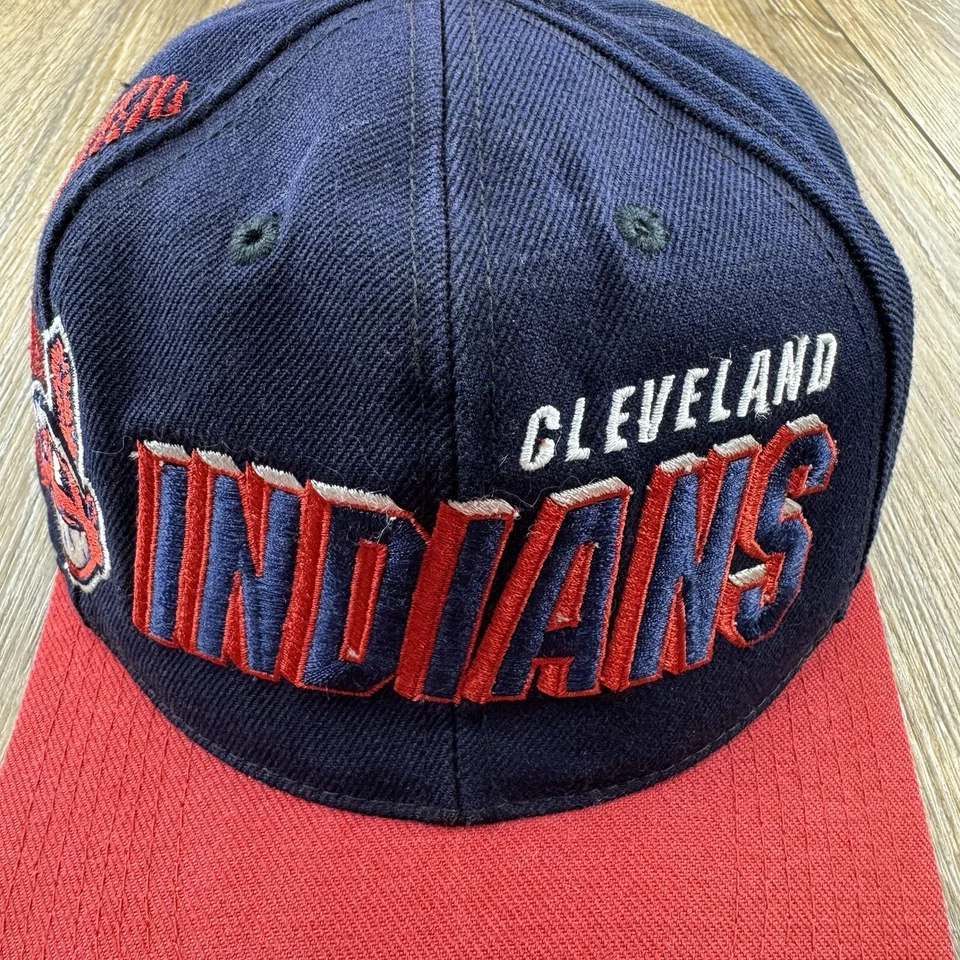 De colección Cleveland Indians Snapback Sombrero Para Hombres Deportes Especialidades Sombra Láser MLB Foto 3 de 4