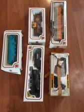 Bachmann HO 0-6-0 Switcher Locomotive with Caboose Train Railroad locomotive lot