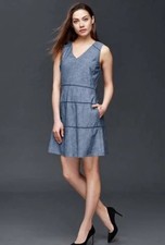 Gap Women’s Blue Chambray V-Neck Dress Sleeveless Cotton Pockets Size 12 $70 New