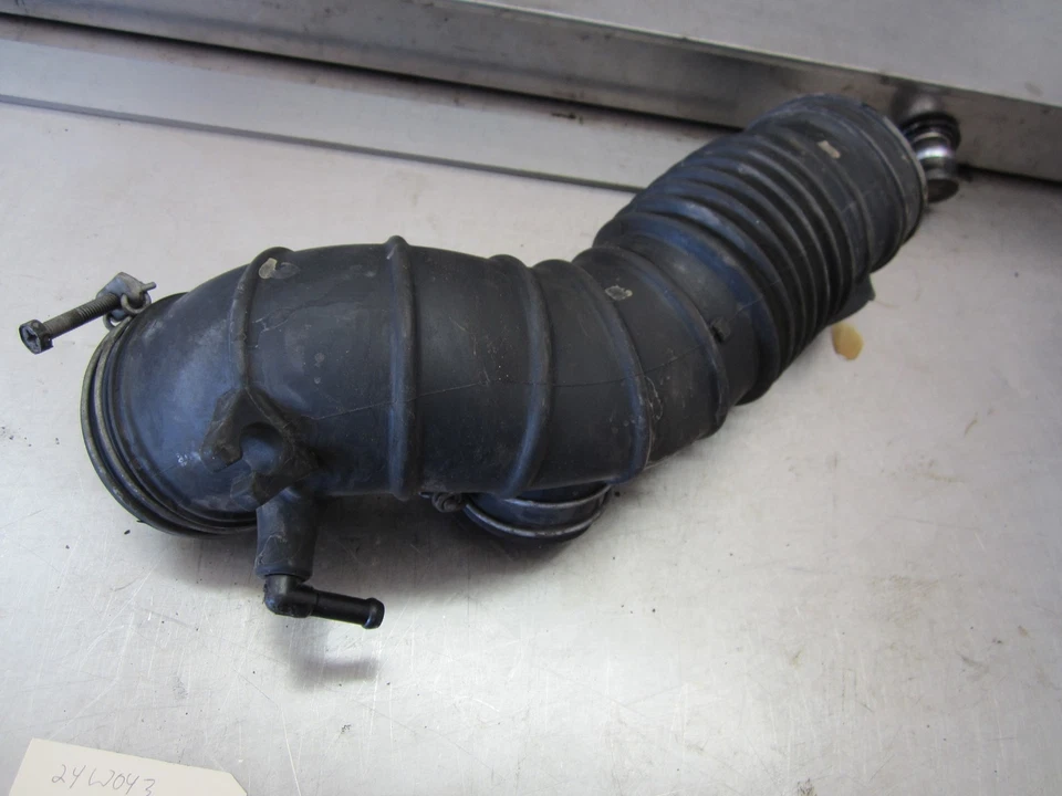 Tubo de admisión de aire para 08-09 Mitsubishi Galant 2.4 Foto 2 de 4