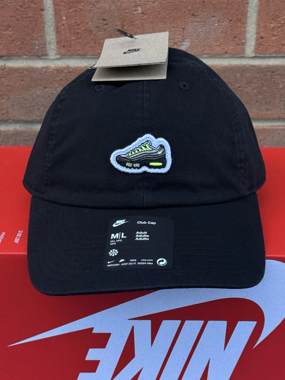 Nike Air Max 95 Cap Unstructured Cotton Club Hat Black - Adults M/L Adjustable