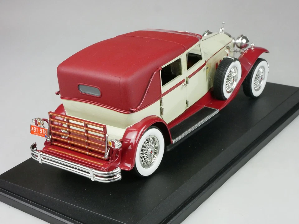 Signature Models 1/18 1930 Packard LeBaron 18115 diecast Box 132314 - Bild 4 von 4