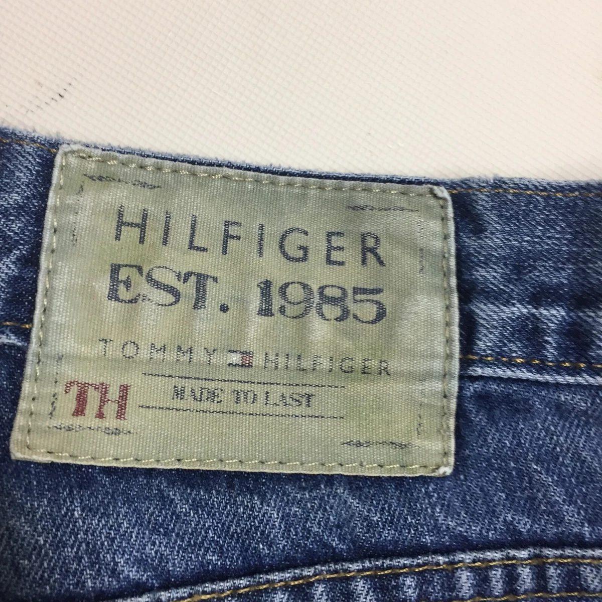 Tommy Hilfiger Est 1985 Freedom Jeans Mens Blue Denim Medium Wash Size 34x30