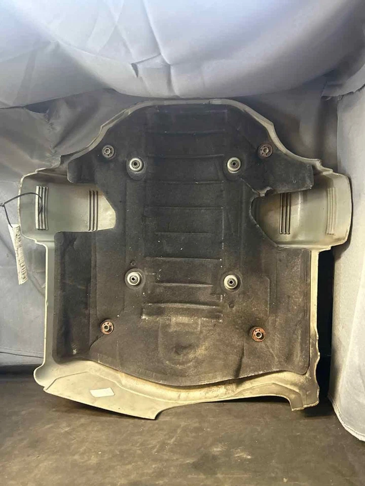 Fits 2002-2005 BMW 745I, 4.4L Engine Cover, OEM:11617511559 - Image 2 of 3