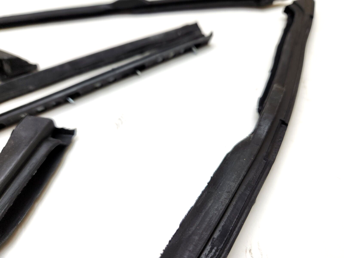 New Vent Window Weatherstrip Seal Pair For 1963-1964 Chevrolet Impala 2-Door
