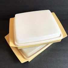 2 VTG TUPPERWARE DEVILED EGG Serving Trays Harvest Gold One Missing Inner Trays