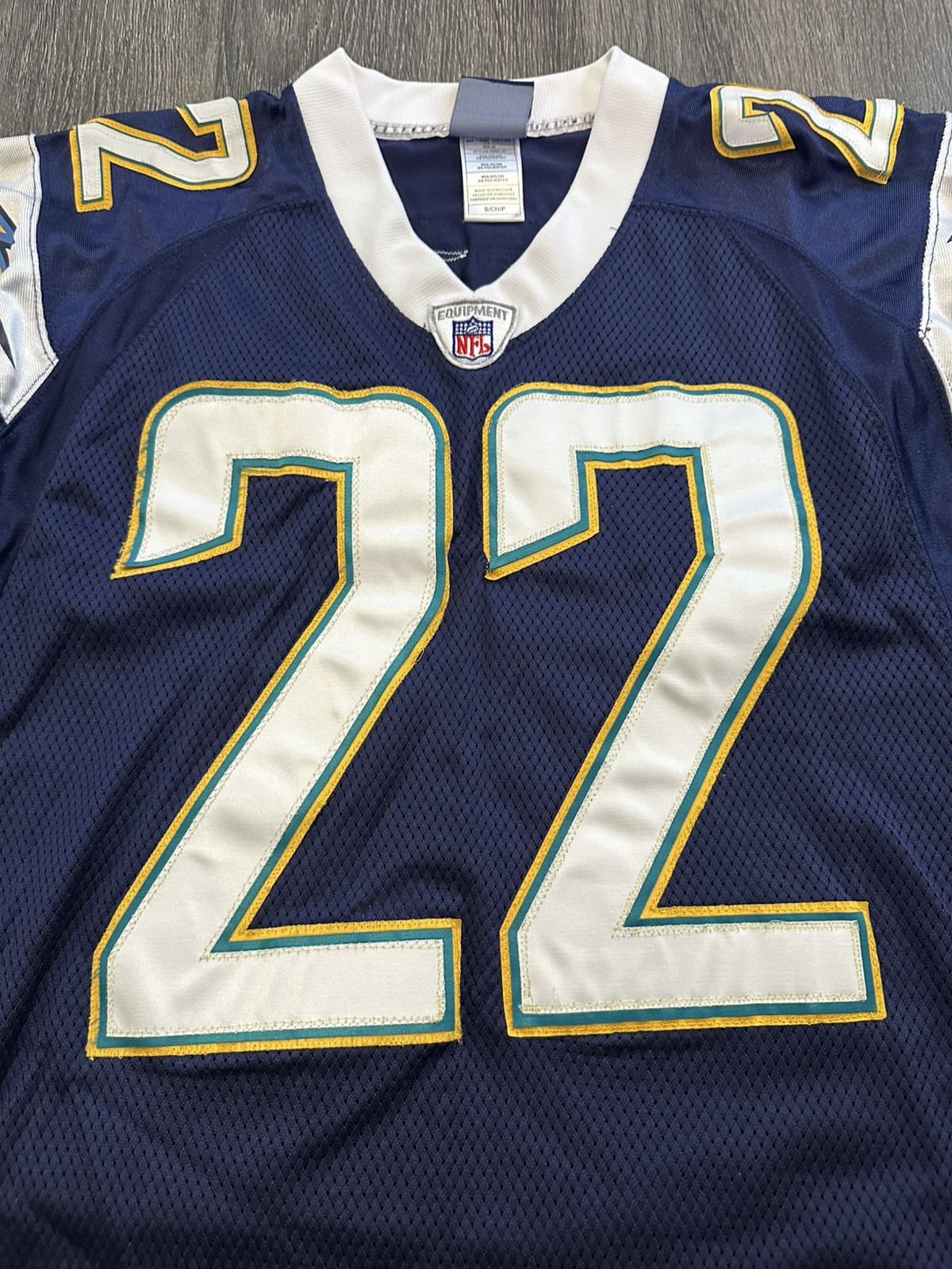 Jacob Hester San Diego Chargers Reebok NFL Jersey Adult Small Damaged thumbnail 2