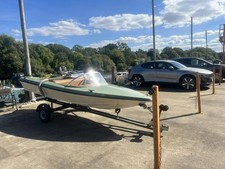 15hp 2 stroke OMC Gale Bucanneer Outboard Motor running with controls