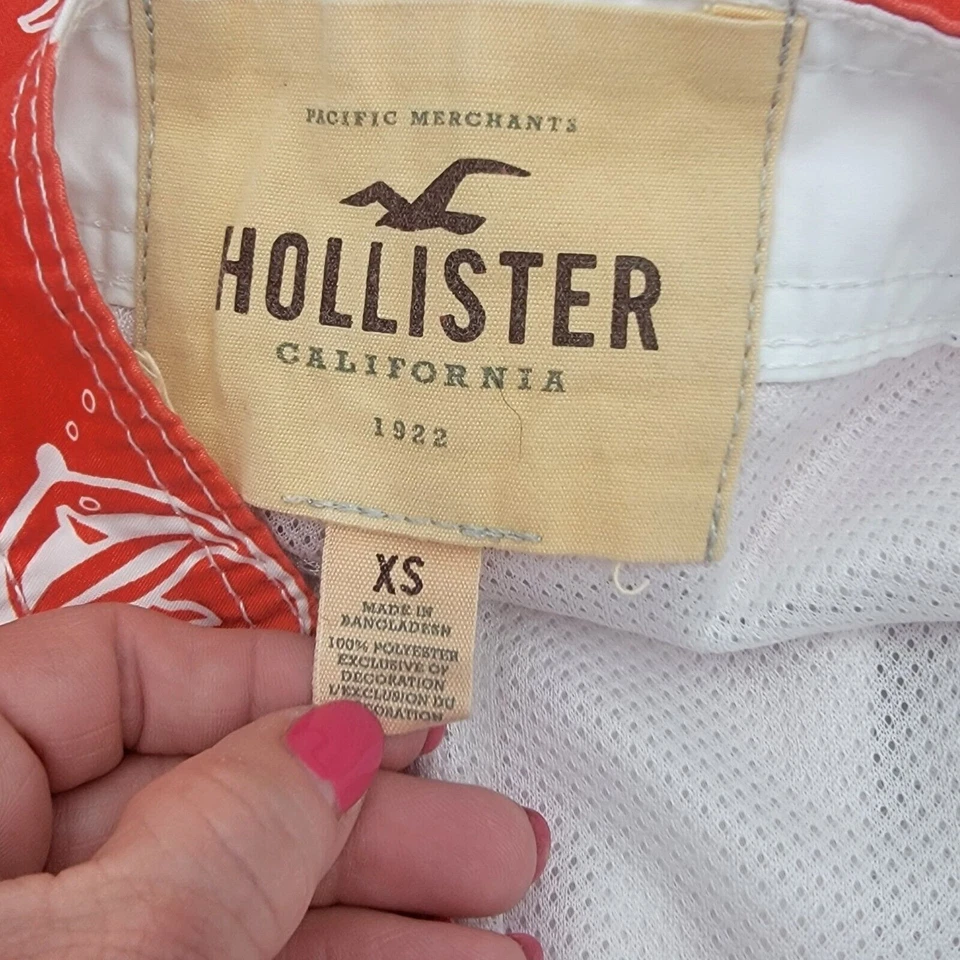 Pantalones Cortos de Natación Hollister Para Hombres XSmall Con Cordones Logo Deletrear Tropical Foto 3 de 4
